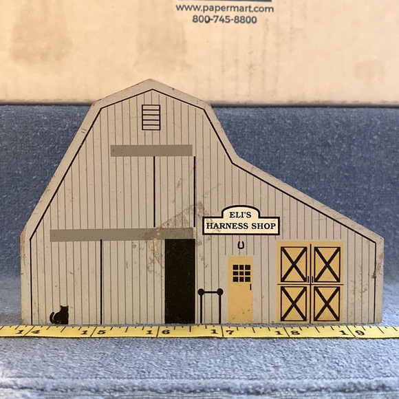 1991 The Cat’s Meow Building - Picture 1 of 7